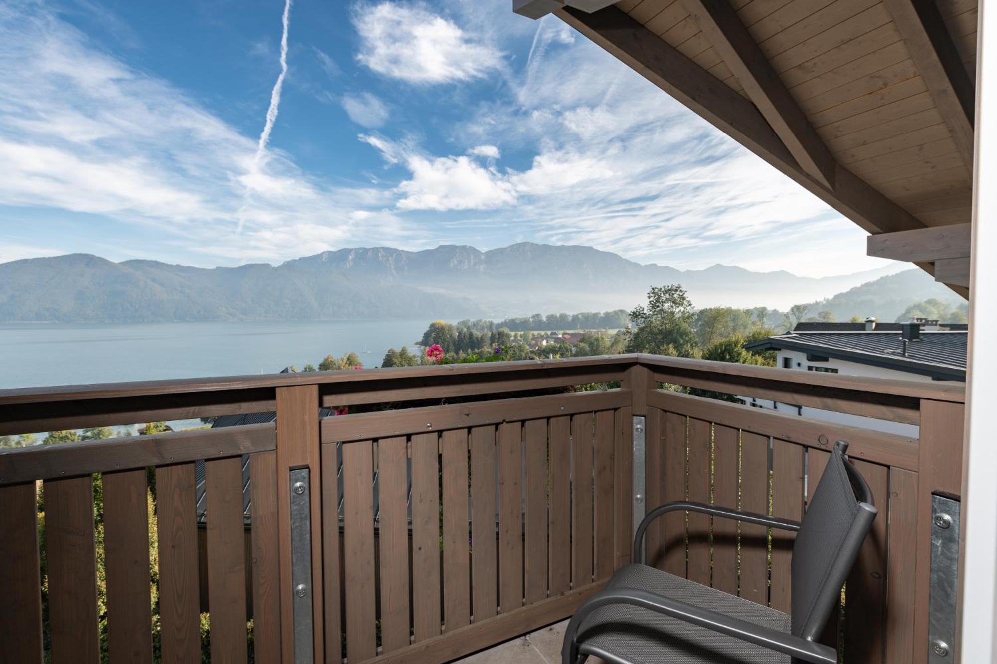 Hotel Schoenberger Nussdorf am Attersee Exterior photo